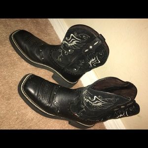 Justin square toe boots.